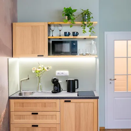 Nest, Cozy Modern