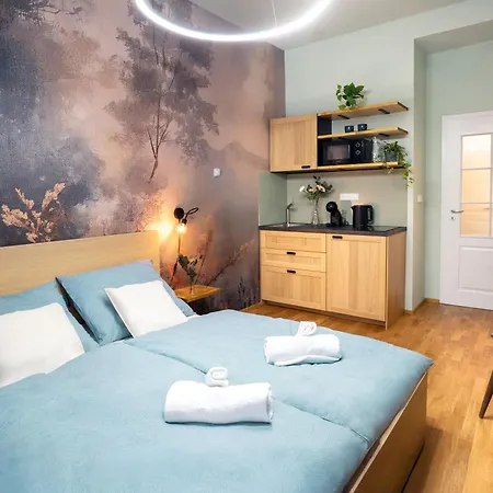 Nest, Cozy Modern * Prague