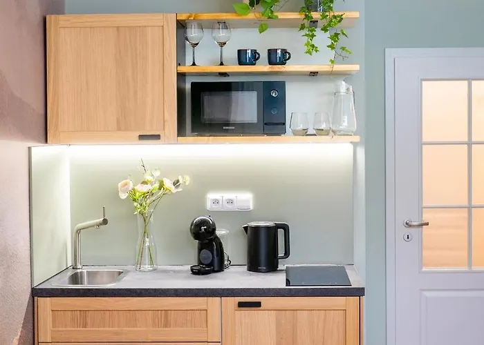 Nest, Cozy Modern