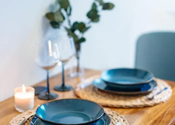 Nest, Cozy Modern